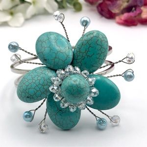 Faux Turquoise And Cut Crystal Flower Corsage Beaded Hinged Bangle Bracelet